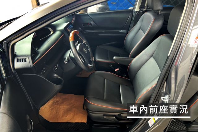 電動滑門/豪華七人座/可收納式第三排/車道偏離警示/車道變換輔助/自動緊急煞車/車門燈飾/行車紀錄器  第12張相片