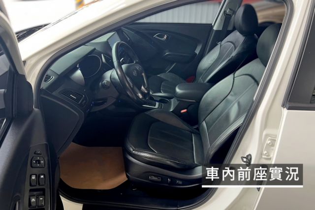 定速巡航/電動座椅/分區控溫/多功能車機/循跡防滑/  第8張相片
