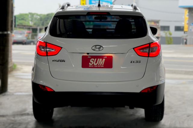 定速巡航/電動座椅/分區控溫/多功能車機/循跡防滑/  第11張相片