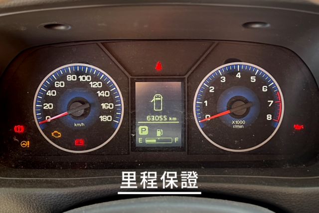 8人座/盲點偵測/循跡防滑/定速巡航  第2張相片