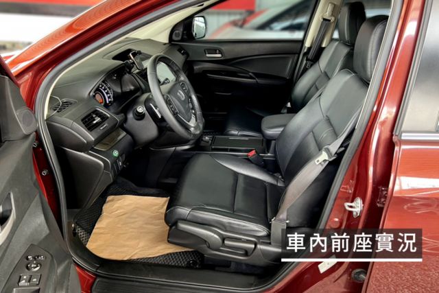 定速巡航/倒車顯影/行車紀錄器/後座快速倒覆/後做出風口/分區控溫  第9張相片
