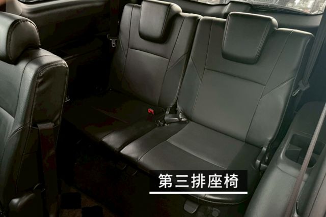 電動椅/衛星導航/抬頭顯示器/多功能方向盤/循跡防滑/胎壓偵測  第10張相片