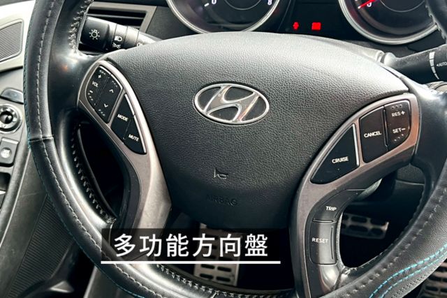 電動天窗/倒車顯影/電動座椅/電動天窗/定速巡航  第8張相片