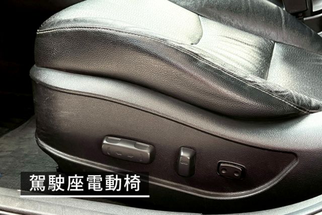 電動天窗/倒車顯影/電動座椅/電動天窗/定速巡航  第10張相片