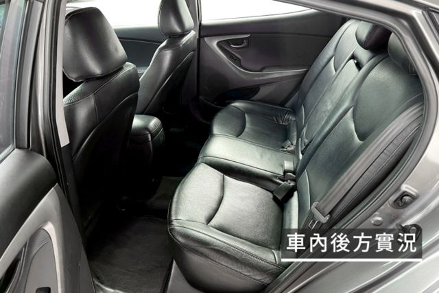 電動天窗/倒車顯影/電動座椅/電動天窗/定速巡航  第11張相片