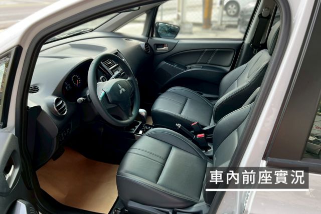 全新車/前後雷達/胎壓偵測/電動尾門/低公里數  第5張相片