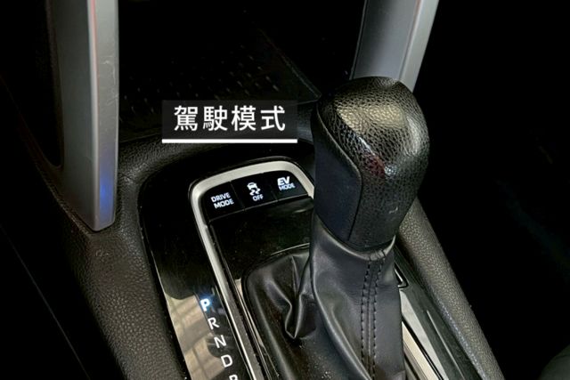 原廠保養/環景影像/油電/抬頭顯示器/駕駛模式/主動跟車  第10張相片