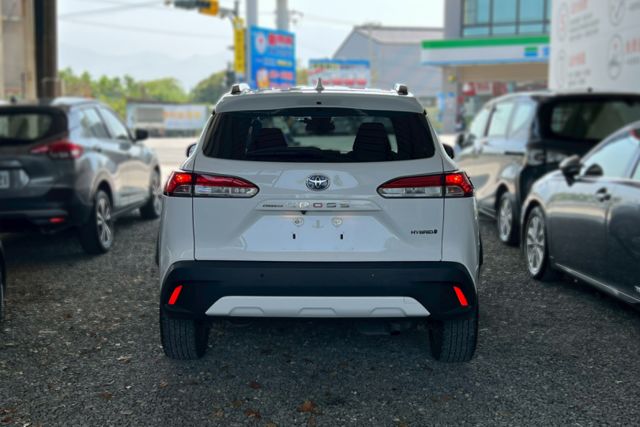 原廠保養/環景影像/油電/抬頭顯示器/駕駛模式/主動跟車  第14張相片