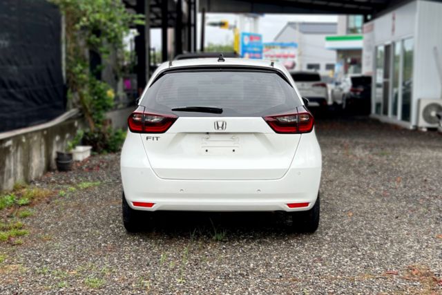 主動跟車/車道維持輔助/倒車顯影/循跡防滑  第11張相片