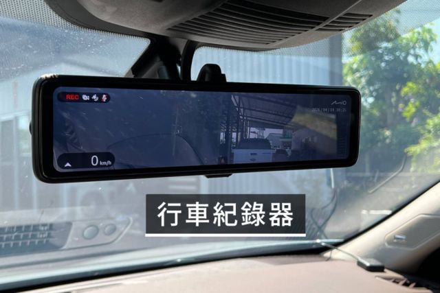 全車原鈑件/環景影像/自動跟車/盲點偵測/分區控溫/雙前座電動椅  第7張相片