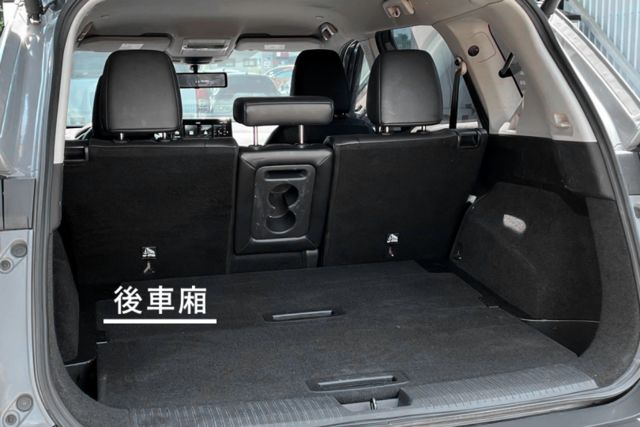 全車原鈑件/環景影像/自動跟車/盲點偵測/分區控溫/雙前座電動椅  第16張相片