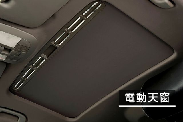 原鈑件/可安排認證/定速巡航/前後天窗/第三排座椅/電動尾門  第7張相片