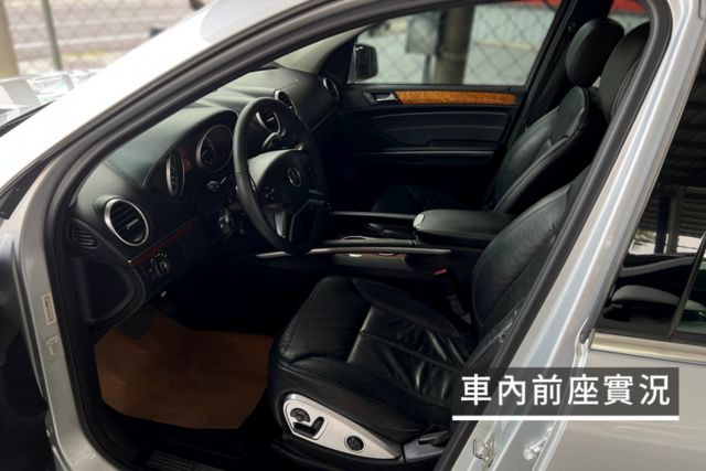 原鈑件/可安排認證/定速巡航/前後天窗/第三排座椅/電動尾門  第9張相片