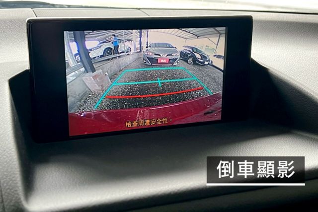 一手車/低里程/全程原廠保養/油電/倒車顯影/行車紀錄器/電動椅/定速巡航/駕駛模式  第5張相片