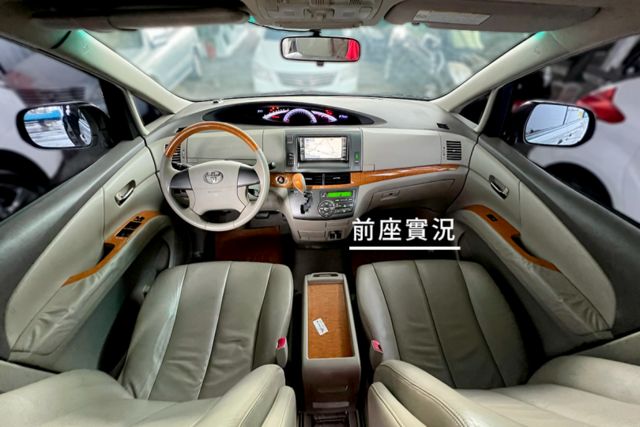 旗艦好車/有I-KEY好方便/大CC數超有力/開過都說好/全景天窗/電動滑門和尾門  第3張相片