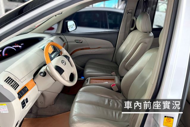 旗艦好車/有I-KEY好方便/大CC數超有力/開過都說好/全景天窗/電動滑門和尾門  第7張相片