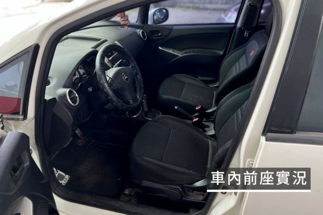 多功能車機/倒車顯影/倒車雷達/行車紀錄器/電動天窗  第7張相片