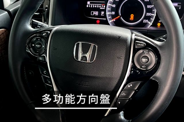 APEX旗艦版/全景影像/七人座/電動滑門/盲點偵測/中控螢幕  第3張相片