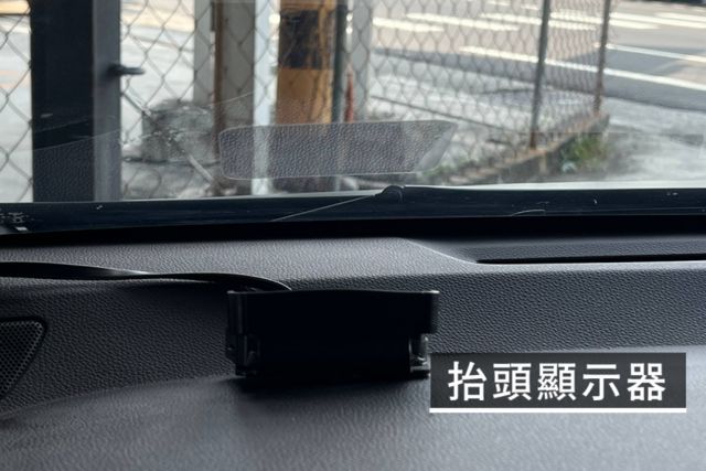 APEX旗艦版/全景影像/七人座/電動滑門/盲點偵測/中控螢幕  第8張相片