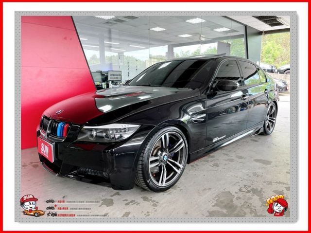 2006年BMW E90 330i 3.0 M3 LOOK 日規跑8萬多公里 一手 天窗 車主超級顧車 車上很多精品  第1張相片