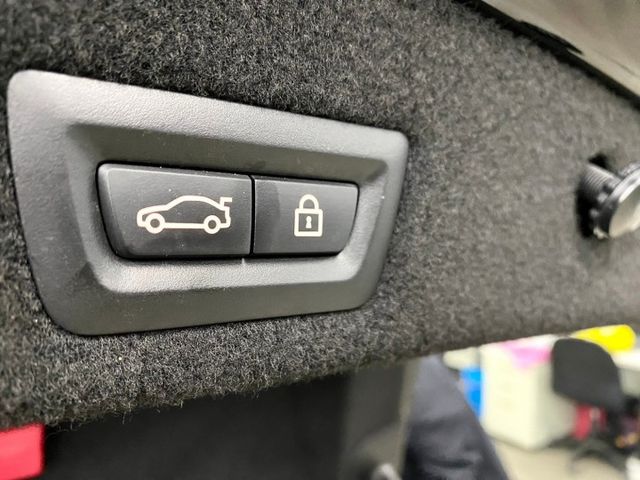 2016 總代理730I 2.0 LED頭燈 天窗 盲點 後座電動調整 IKEY 摸門 電吸門 智慧型鑰匙 電尾門  第7張相片