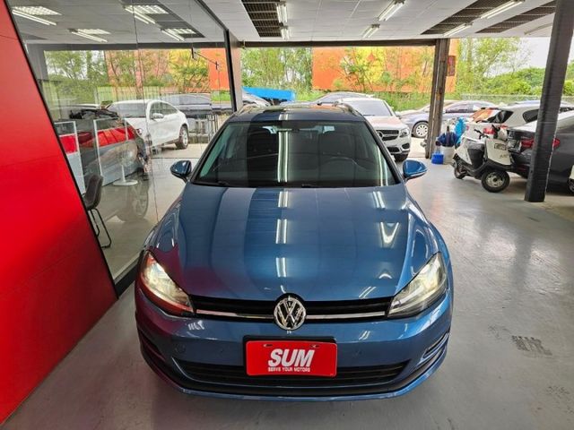 2014年福斯 GOLF 1.4 一手車 旅行車 免鑰匙 全景天窗 後座出風口 ISOFIX SRS  第6張相片