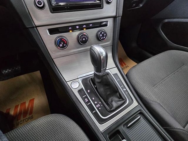 2014年福斯 GOLF 1.4 一手車 旅行車 免鑰匙 全景天窗 後座出風口 ISOFIX SRS  第18張相片