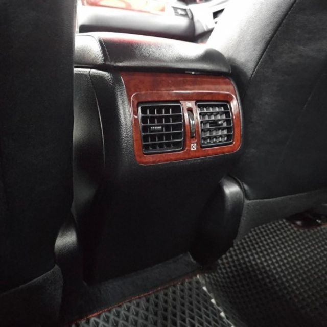 2013 TOYOTA CAMRY 2.0 僅跑11萬 IKEY 摸門 雙區恆溫 定速 後做出風口 安卓機 鋁圈 卡鉗  第17張相片