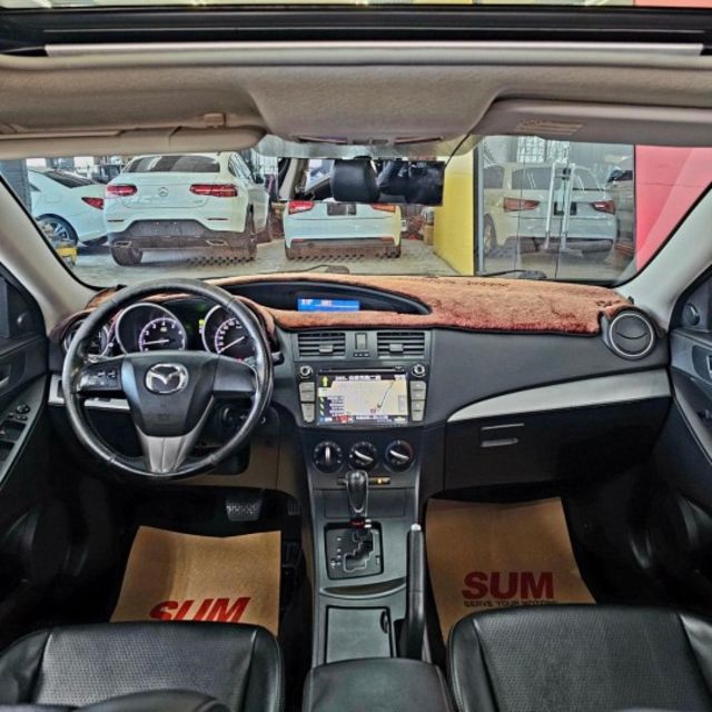 2014 MAZDA 3 1.6 一手女用 天窗 倒車影像 數位電視 導航 電折後視鏡 ISOFIX 方向盤快控鍵  第6張相片