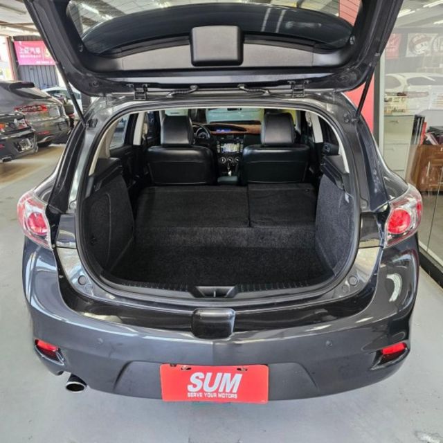 2014 MAZDA 3 1.6 一手女用 天窗 倒車影像 數位電視 導航 電折後視鏡 ISOFIX 方向盤快控鍵  第10張相片
