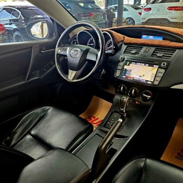 2014 MAZDA 3 1.6 一手女用 天窗 倒車影像 數位電視 導航 電折後視鏡 ISOFIX 方向盤快控鍵  第12張相片
