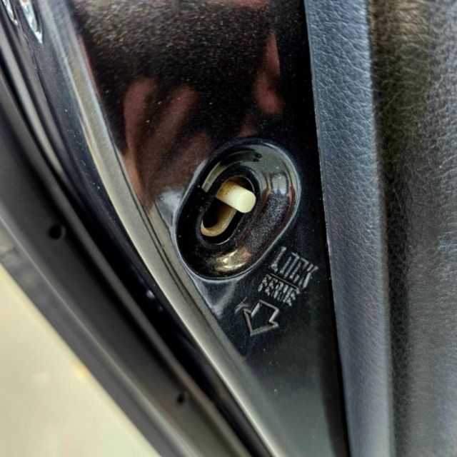 2014 MAZDA 3 1.6 一手女用 天窗 倒車影像 數位電視 導航 電折後視鏡 ISOFIX 方向盤快控鍵  第17張相片