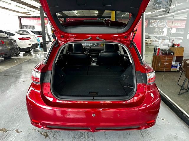 2013 Lexus CT200H IKEY 摸門 倒車顯影 電動座椅 雙區恆溫 抬頭顯示 加熱座椅 定速  第10張相片