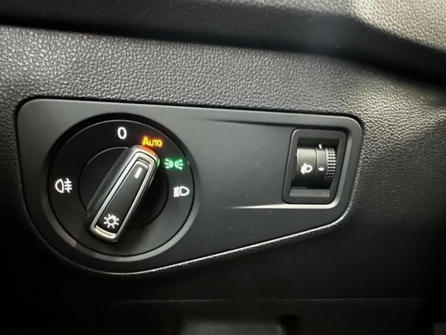 2016 Volkswagen Tiguan GP 1.4 TSI 一手女用  倒車影像 藍芽 ISOFIX 粉塵過濾器  第19張相片