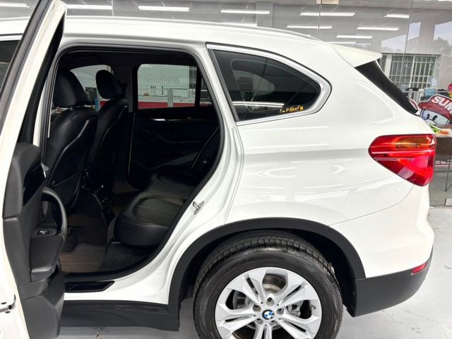 2019 BMW X1 sDrive18i領航版 摸門 IKEY 電動座椅 雙區恆溫 倒車顯影 電尾門 導航  第8張相片