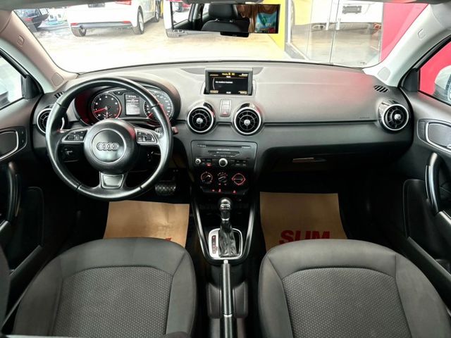 2015 Audi A1(NEW) 30 TFSI 一手女用 行車紀錄器 ISOFIX 織布座椅 電動窗防夾功能  第9張相片