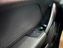 2015 Audi A1(NEW) 30 TFSI 一手女用 行車紀錄器 ISOFIX 織布座椅 電動窗防夾功能  第17張縮圖