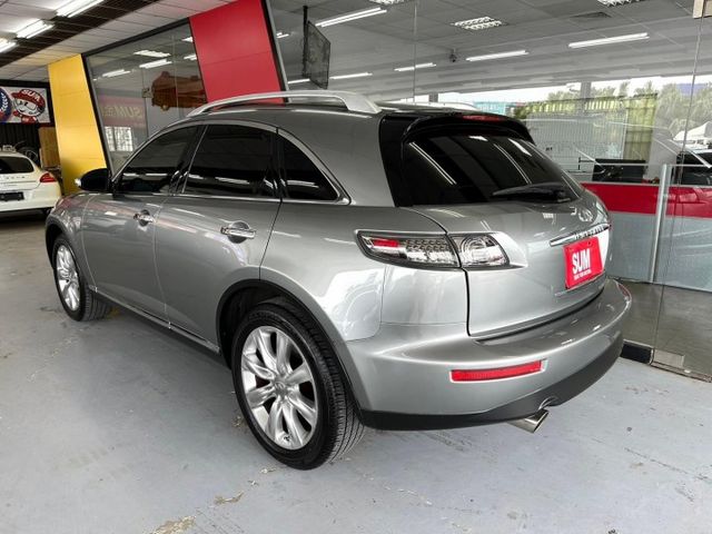 2007 Infiniti FX 35 4WD 280P IKYE 天窗 雙電動座椅 6SRS ISOFIX 雙區恆溫  第2張相片