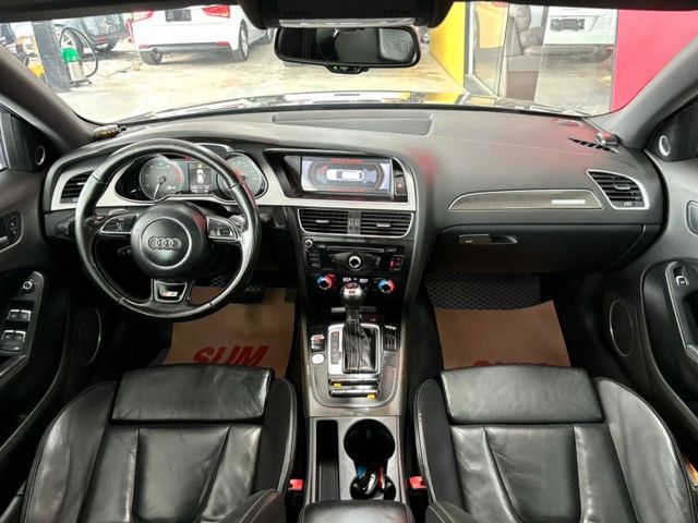 2012 AUDI S4 AVANT 銀耳多 333P 機械增壓 IKEY 摸門 雙區恆溫 車頂架 定速 循跡防滑  第14張相片