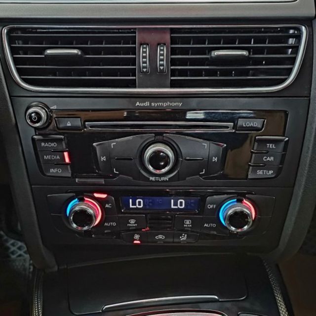 2012 AUDI S4 AVANT 銀耳多 333P 機械增壓 IKEY 摸門 雙區恆溫 車頂架 定速 循跡防滑  第17張相片