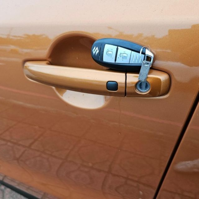 2017 SUZUKI VITARA 1.4日本原裝進口 IKEY 摸門 定速 恆溫 ISOFIX 方向盤快控  第10張相片