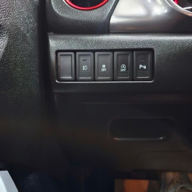 2017 SUZUKI VITARA 1.4日本原裝進口 IKEY 摸門 定速 恆溫 ISOFIX 方向盤快控  第16張相片