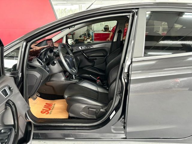 2018 FIESTA 運動型 1.0 省稅金 摸門 IKEY 導航 倒車顯影 抬頭顯示器 恆溫 行車紀錄器  第7張相片