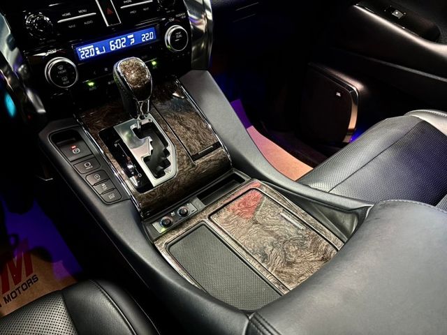 2019 Toyota Alphard Executive Lounge 3.5 7人座 全景天窗 電尾門 電動側滑門  第15張相片