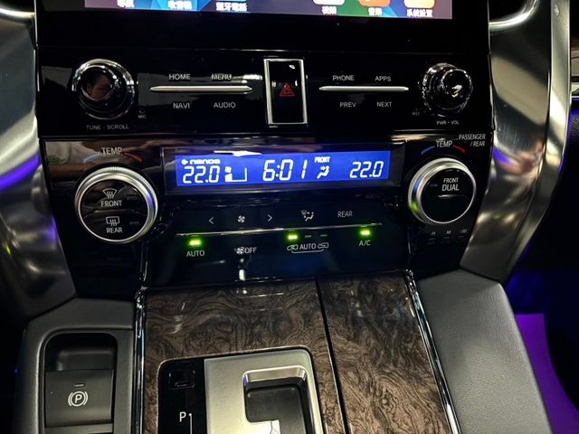 2019 Toyota Alphard Executive Lounge 3.5 7人座 全景天窗 電尾門 電動側滑門  第16張相片