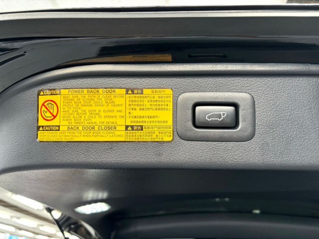 2019 Toyota Alphard Executive Lounge 3.5 7人座 全景天窗 電尾門 電動側滑門  第19張相片