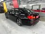 2011 BMW 528 僅跑17萬 天窗 恆溫 IKEY 定速 安卓機 丁字褲方向盤 全車黑化 雙閘水箱罩 M鋁圈  第2張縮圖