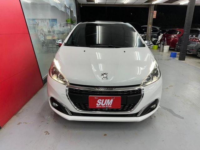 2016 Peugeot 208 1.2 VTi Active 一手僅跑11萬 全景 恆溫 電折後視鏡 循跡防滑  第3張相片