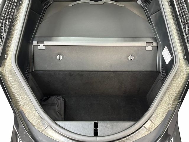 2016式 BMW I8僅跑7萬 H/K ACC 電熱椅 倒車顯影 360度環景 20吋圈 中文導航 抬顯 雷射頭燈  第6張相片