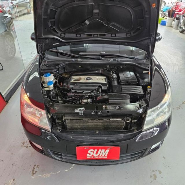 2012 Skoda Octavia Combi 1.8 TSI 安卓機 電折 循跡防滑 ISOFIX  第5張相片